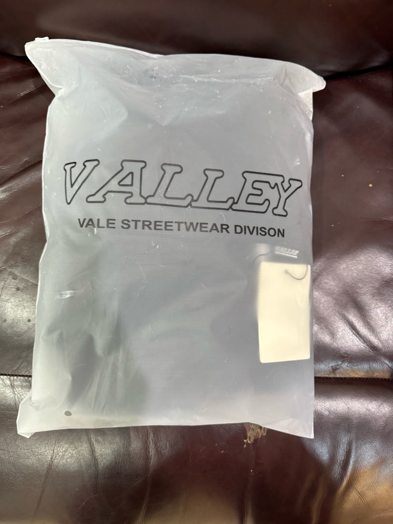 Men’s Gray Sweater - Vale Streetwear Division